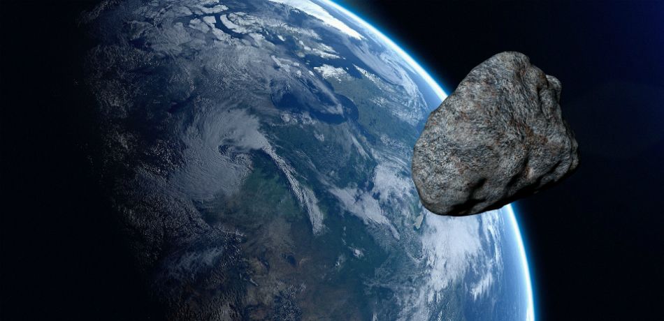  විශාලත්වයෙන්  සිඩ්නි ඔපෙරා හවුස් ගොඩනැගිල්ල හා සමාන ග්‍රහකයක්(asteroid) පෘථිවිය දෙසට ගමන් කරයි.